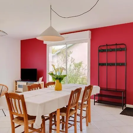 Hébergement de vacances Maison Familiale Avec Jardin à Libourne, Calme, Proche Marché Et *